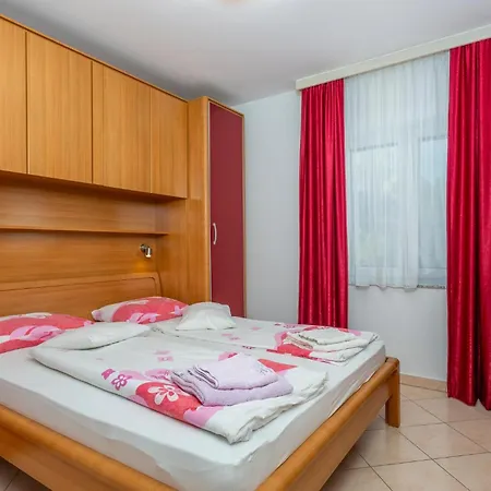 1 Bedroom In Bogovici