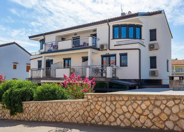 1 Bedroom In Bogovici * Malinska