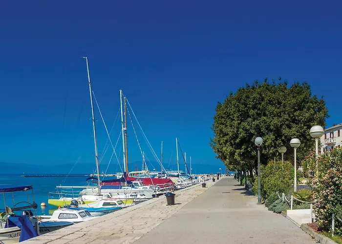 1 Bedroom In Bogovici * Malinska