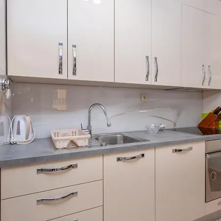 1 Bedroom In Bogovici * Malinska